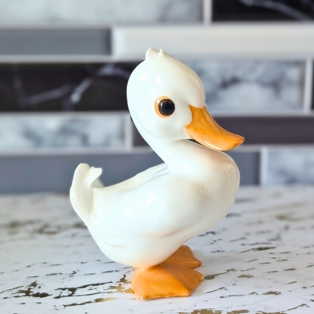 Vtg Royal Osborne Bone China #1416 Baby Duck